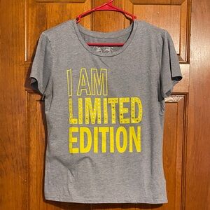 City Streets Gray & Gold Graphic Tee